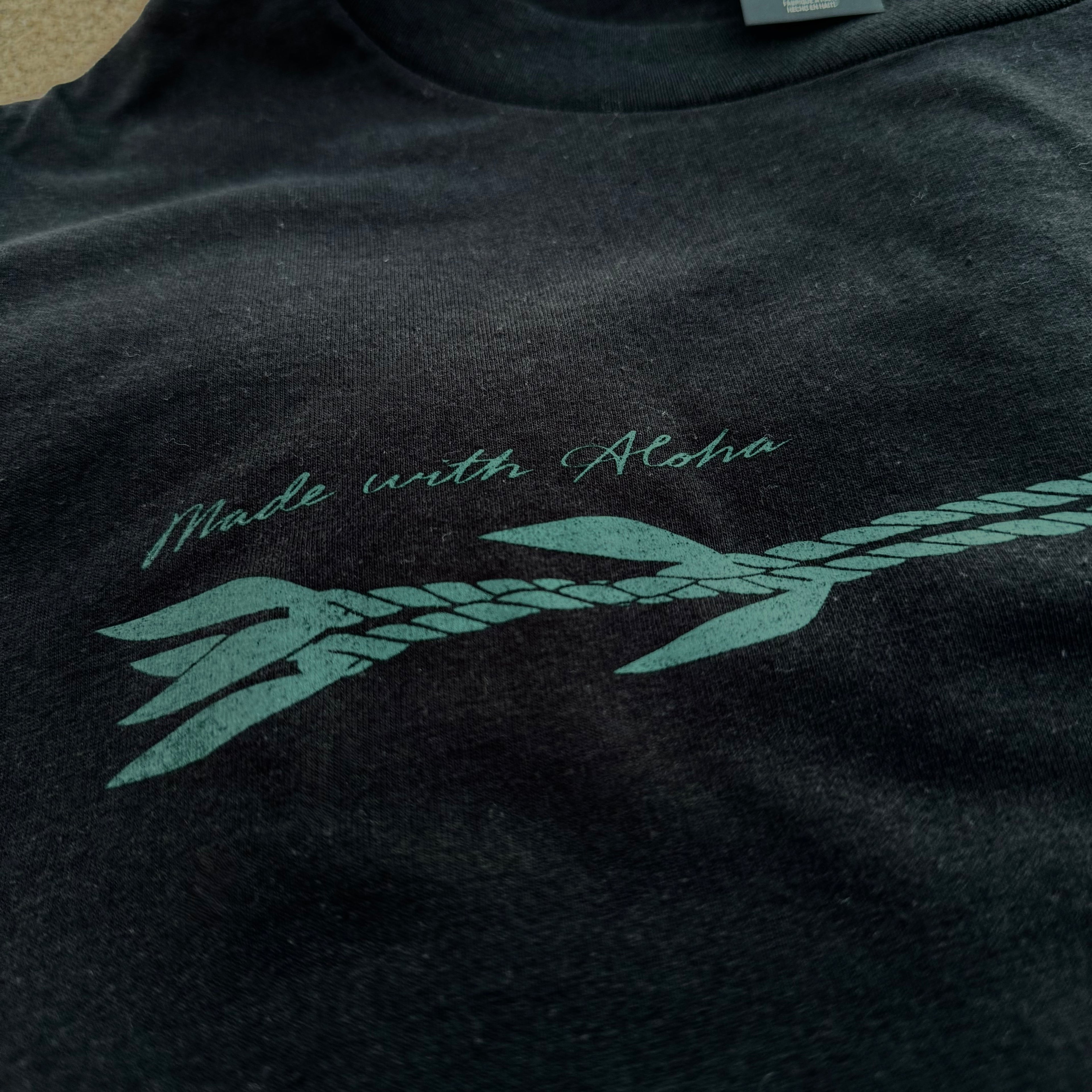 Made with Aloha Ti Leaf Lei | Heavyweight Tee