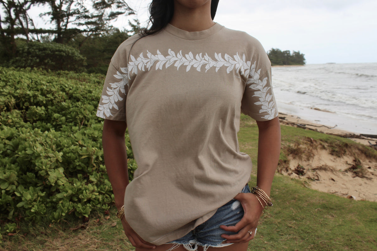 Wrapped in Plumeria | Heavyweight Tee